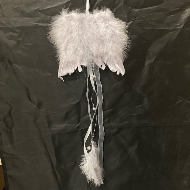 Obrázek z Závěsná dekorace z peří - Andělská křídla se zdobením - šedá 