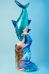 Obrázek z Foliový balonek Žralok - modrý 102 x 62 cm 