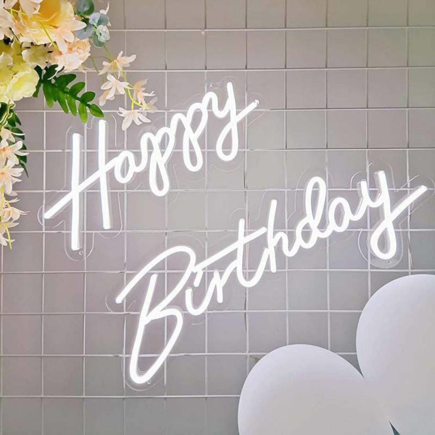 LED Neonový nápis Happy Birthday 106 x 25 cm, dělený - zapůjčení