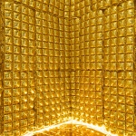 Obrázek z Foto pozadí - nafukovací mozaika zlatá  72 x 143 cm 