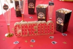Obrázek z Svítící nápis CINEMA – dřevěná dekorace s LED světly 