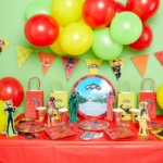 Obrázok z Papierové taštičky Miraculous Beruška a Kocúr Noir – 12,7 × 21,5 cm, 8 ks