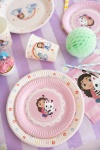 Obrázok z Gábinin kúzelný domček papierové taniere 18 cm – 6 ks