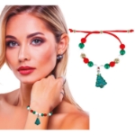 Vánoční náramek se stromečkem – ukázka nošení na ruce