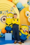 Tvarovaný balonek Minions Tim žluto-modrý