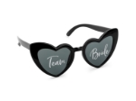 Obrazek Okulary w kształcie serca Team Bride w kolorze czarnym