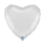 Bílý balonek ve tvaru srdce jako elegantní dekorace na svatbu nebo oslavu