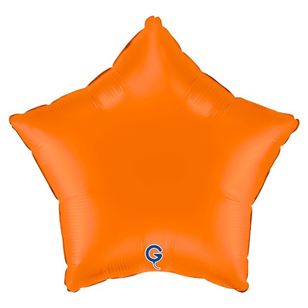 Matně oranžový balonek ve tvaru hvězdy jako dekorace na podzimní nebo halloweenskou oslavu