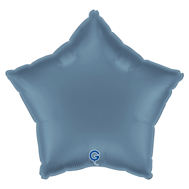 Modrý balonek ve tvaru hvězdy jako stylová dekorace na oslavu nebo baby shower