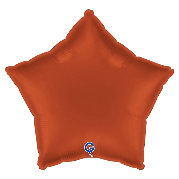 Cihlově červený balonek ve tvaru hvězdy jako elegantní dekorace na podzimní nebo svatební oslavu