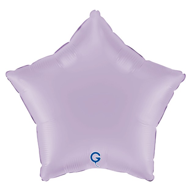 Matně liliový balonek ve tvaru hvězdy jako jemná dekorace na oslavu nebo baby shower